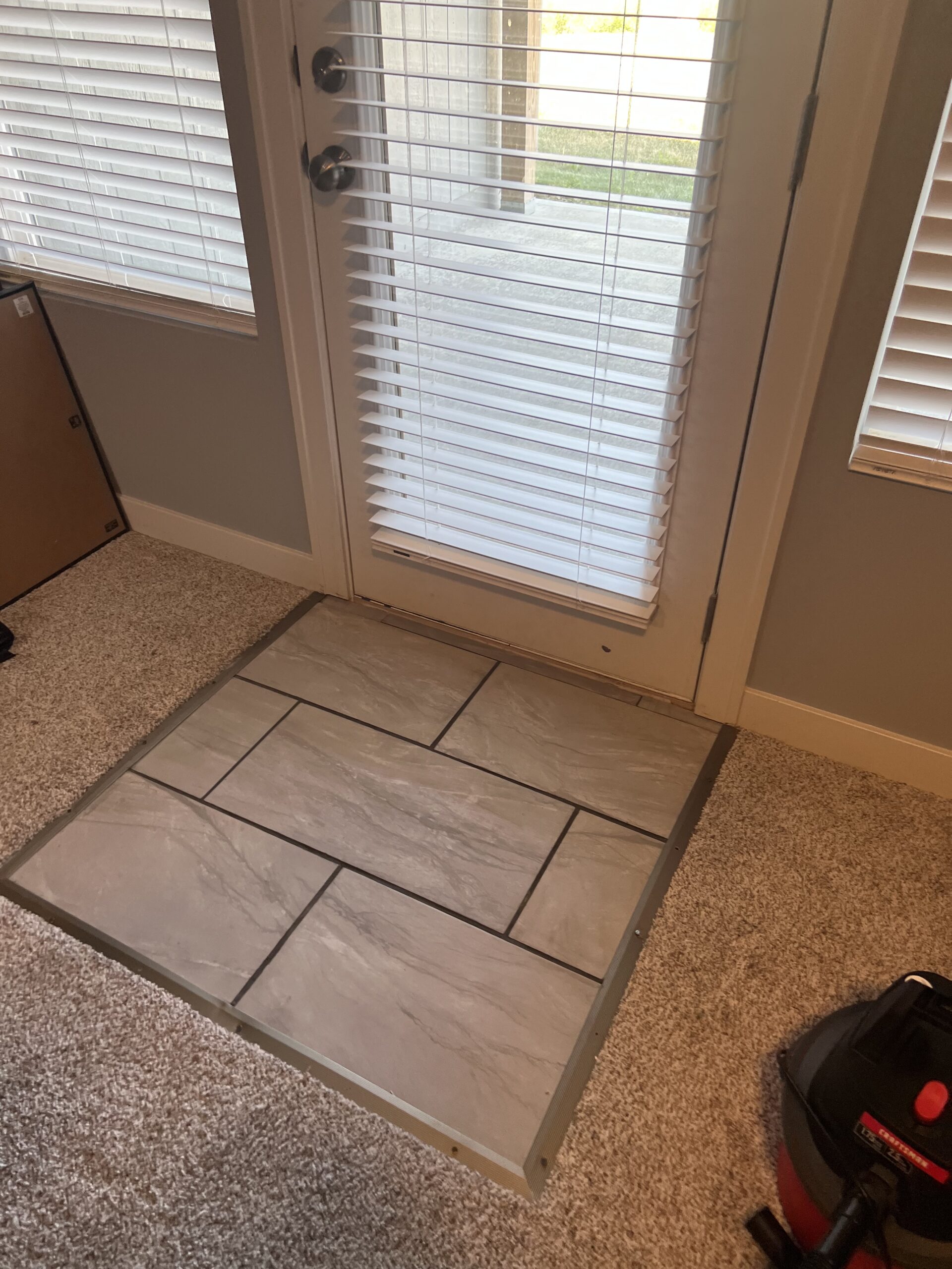 Tile installer in Basehor