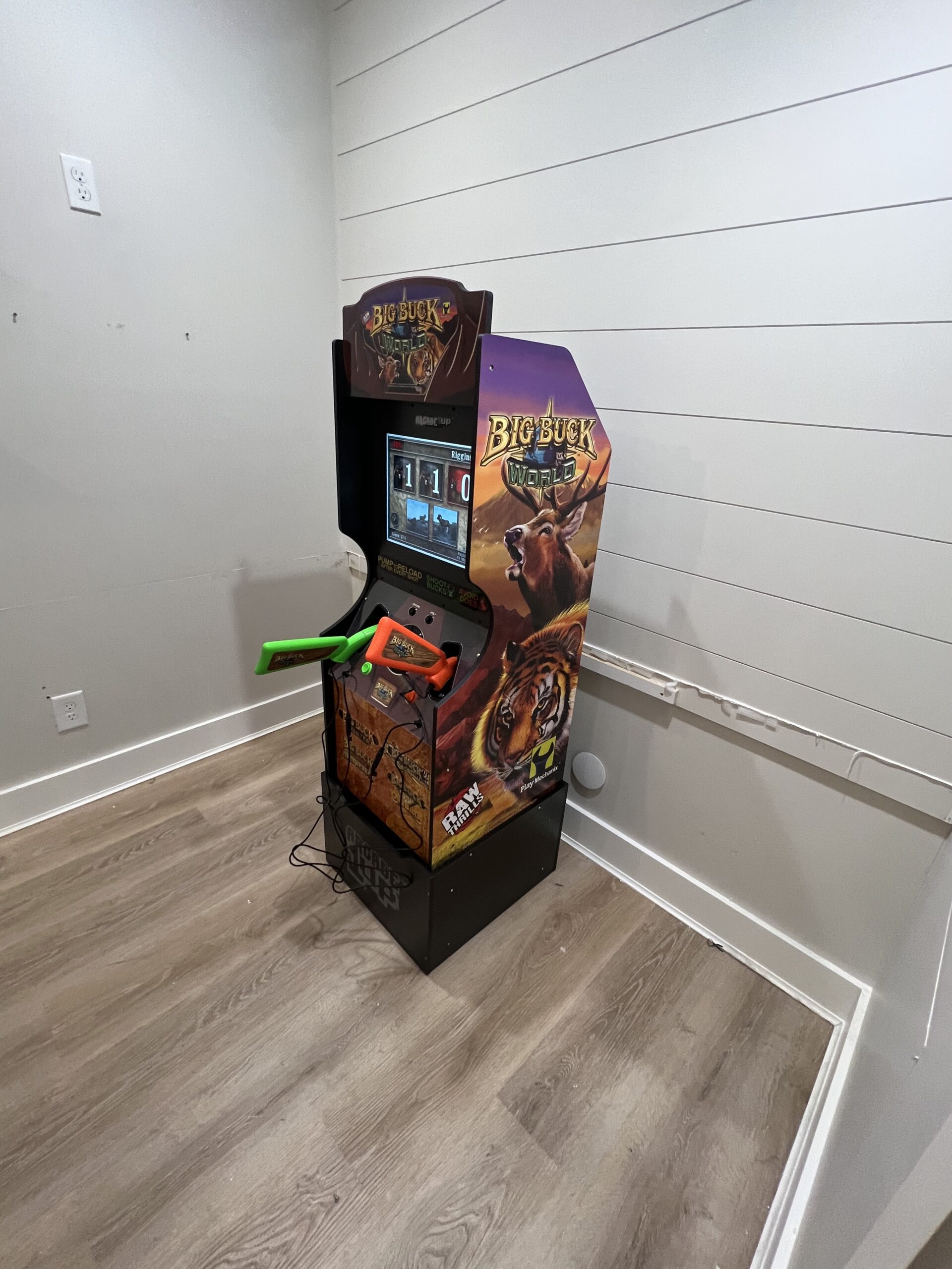 Arcade Cabinet Assembler in Olathe